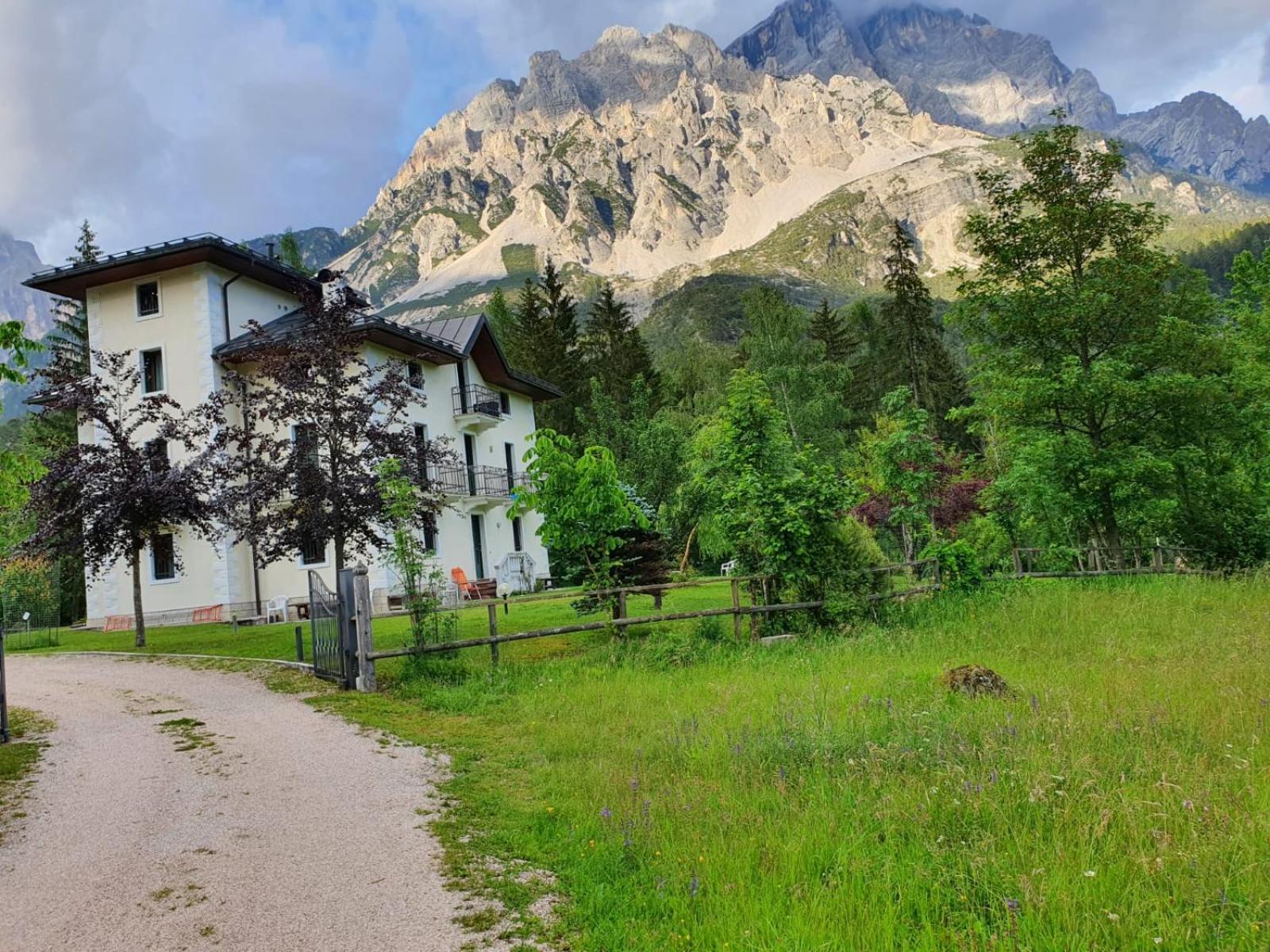 Mansarda 4 Posti Letto In Villa A Borca Di Cadore Villanova  Exterior photo